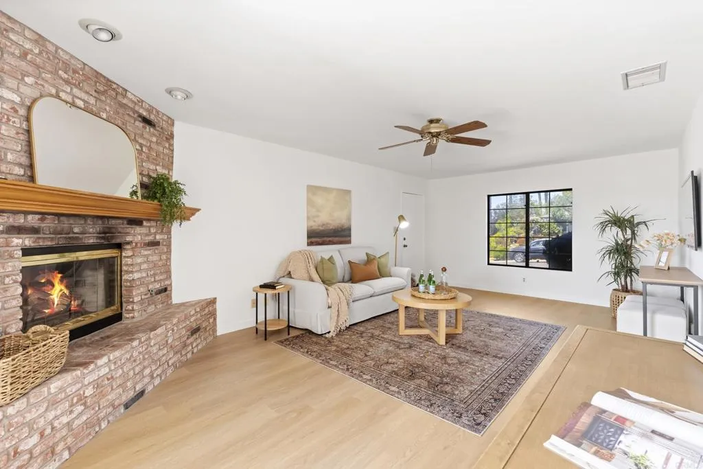 https://cdn.realtyfeed.com/cdn/127/306768566/50a129f4bd4e6eb0d2b4211ce057293f.webp