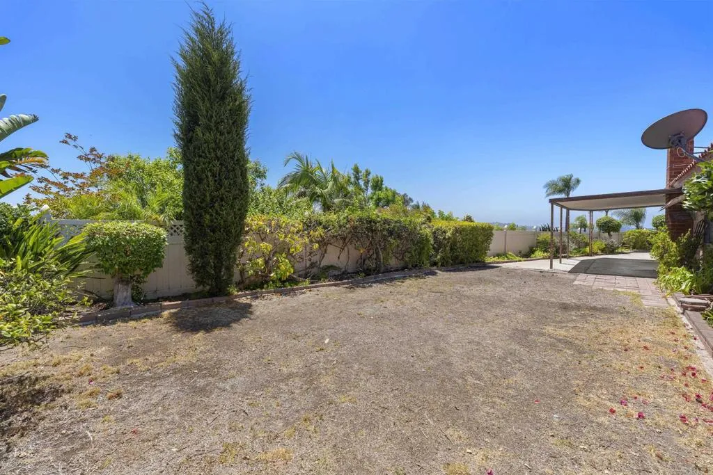 https://cdn.realtyfeed.com/cdn/127/306768566/50f232604e6daaaf13fbdc25d5a8c21f.webp