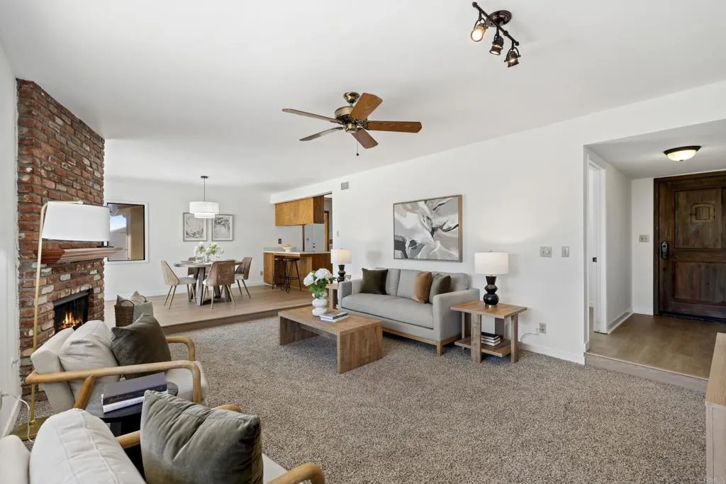 https://cdn.realtyfeed.com/cdn/127/306768566/5f9e8b2354c432b8b174ce04d3f5940f.webp