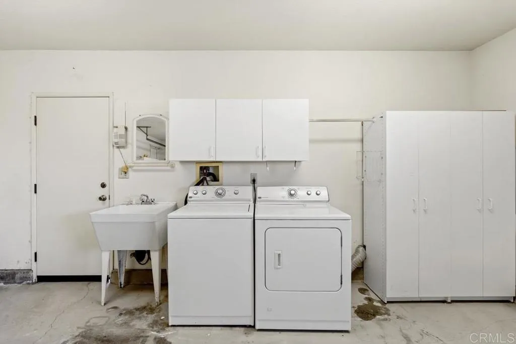 https://cdn.realtyfeed.com/cdn/127/306768566/88569d31ecbfb3d957a21032d0b05bbf.webp