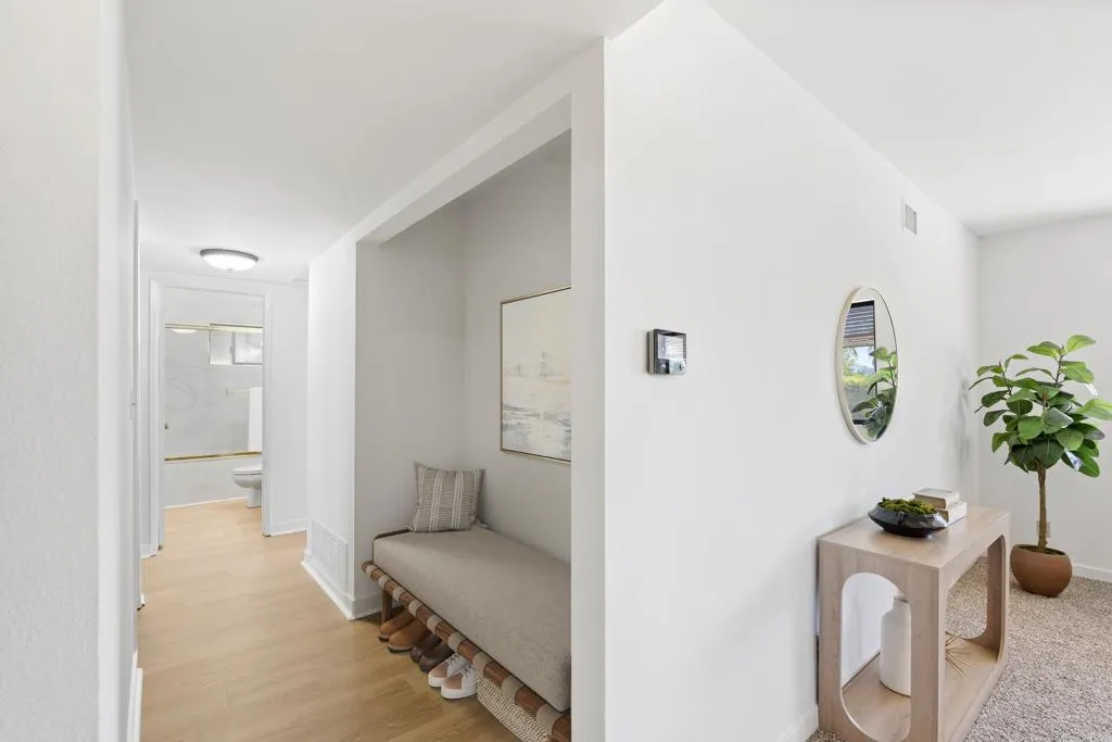 https://cdn.realtyfeed.com/cdn/127/306768566/e6d87f933bfcbcb2c880650686eee529.webp
