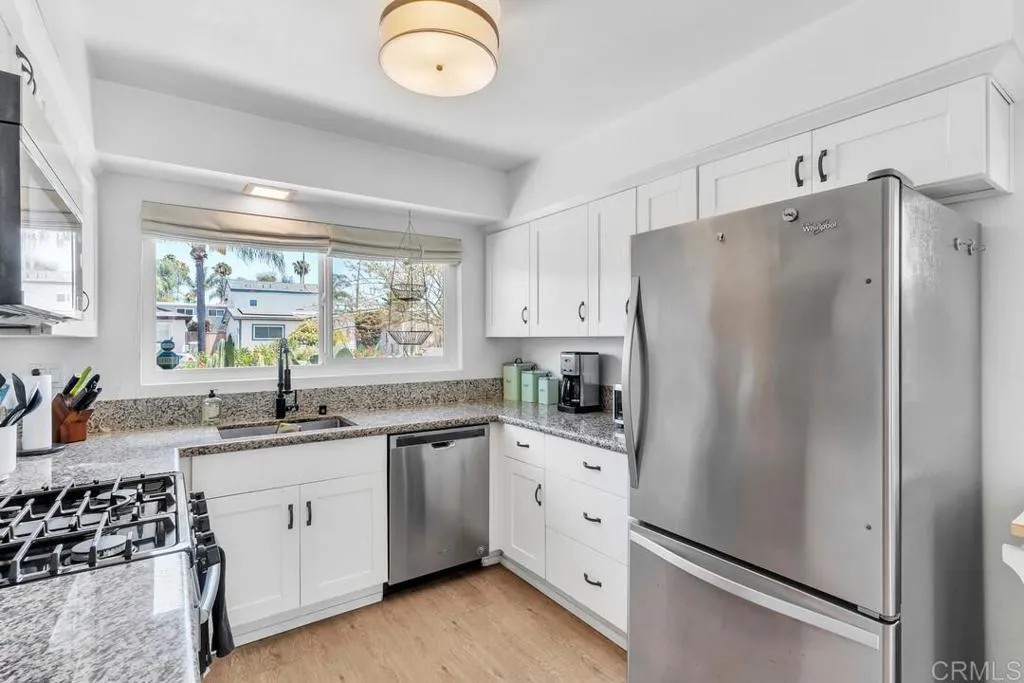 https://cdn.realtyfeed.com/cdn/127/306768580/01ec4771b681a6367899b87c3fe188d5.webp