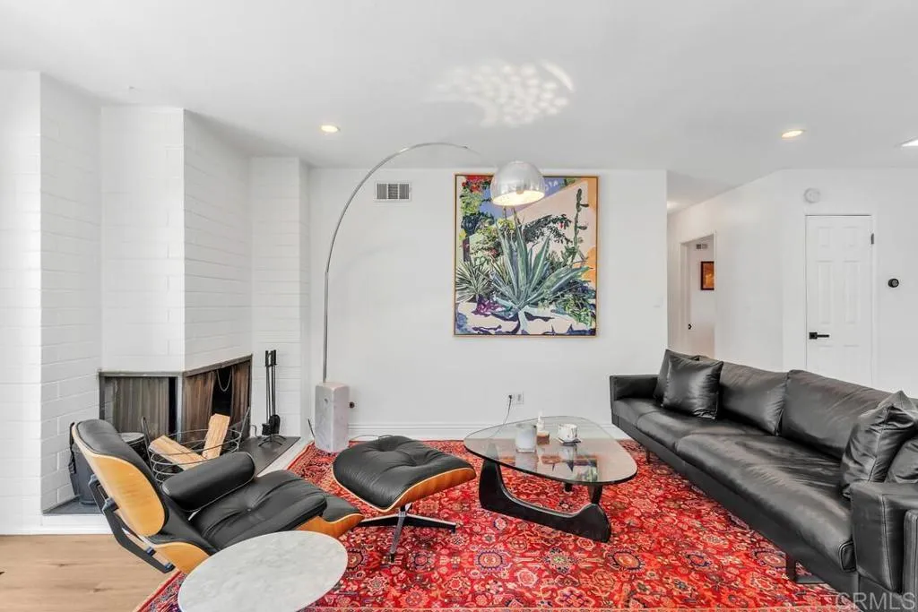 https://cdn.realtyfeed.com/cdn/127/306768580/c847634f3e811d75213b70a144668ed4.webp