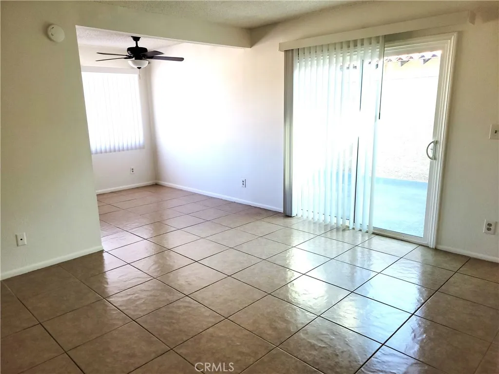16742 Lynn Lane Unit C, Huntington Beach, CA 92649 - Photo 3 of 8, Huntington Beach, CA
