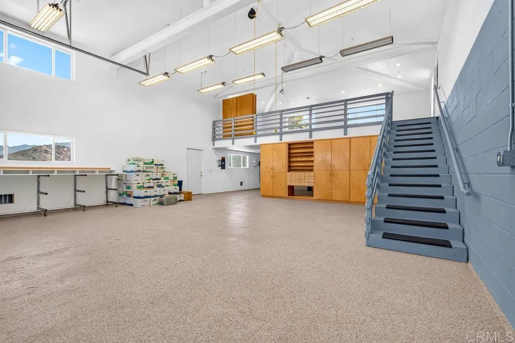 https://cdn.realtyfeed.com/cdn/127/306768615/20e139cef8435089a4fa5e71711e6649.webp
