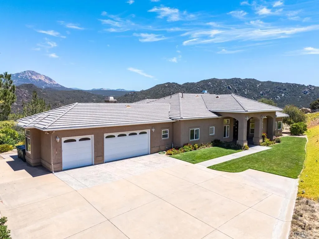 https://cdn.realtyfeed.com/cdn/127/306768615/8dc81369d6d1c8fba4b0e789f47839f5.webp