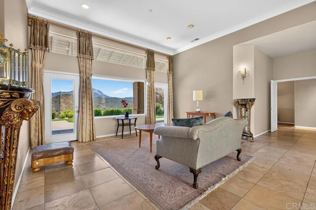 https://cdn.realtyfeed.com/cdn/127/306768615/c5ec7f1857924fc93eb5d0d6e3855433.webp