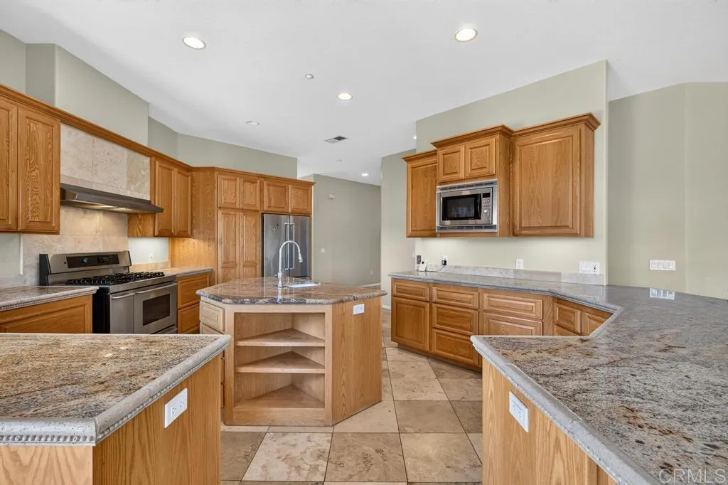 https://cdn.realtyfeed.com/cdn/127/306768615/c76c8943517706d6d07d6006454b4210.webp
