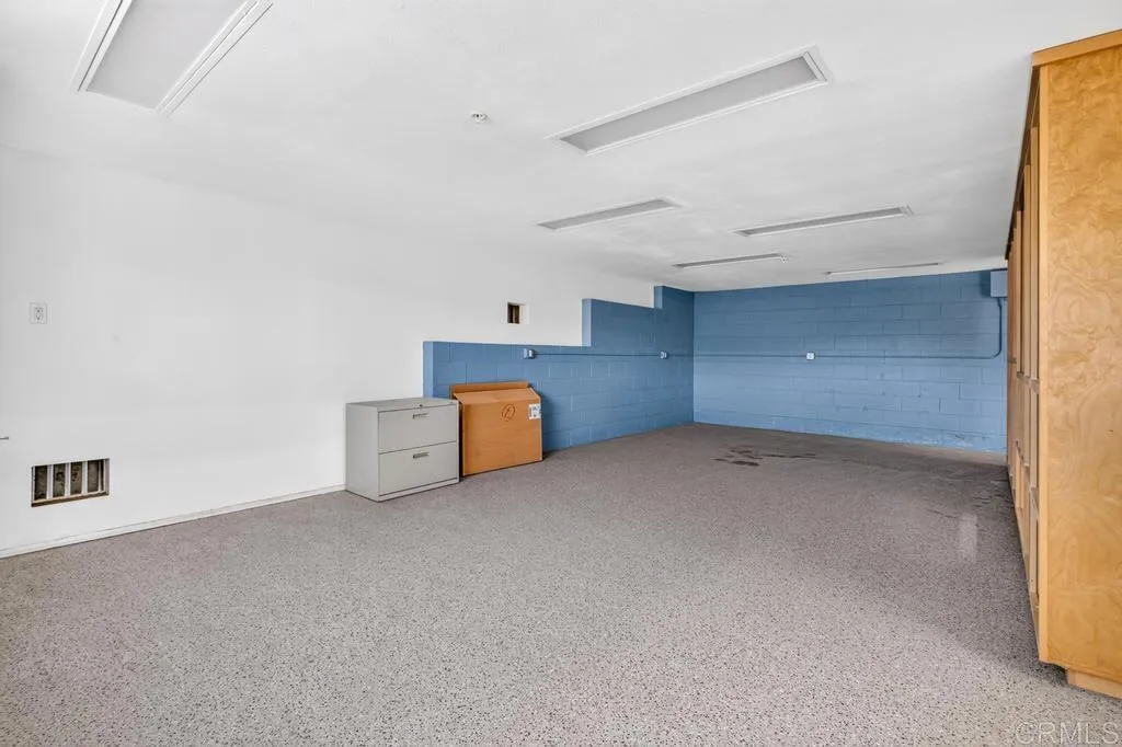 https://cdn.realtyfeed.com/cdn/127/306768615/caaccf2d63825284479bbb7f41a83261.webp