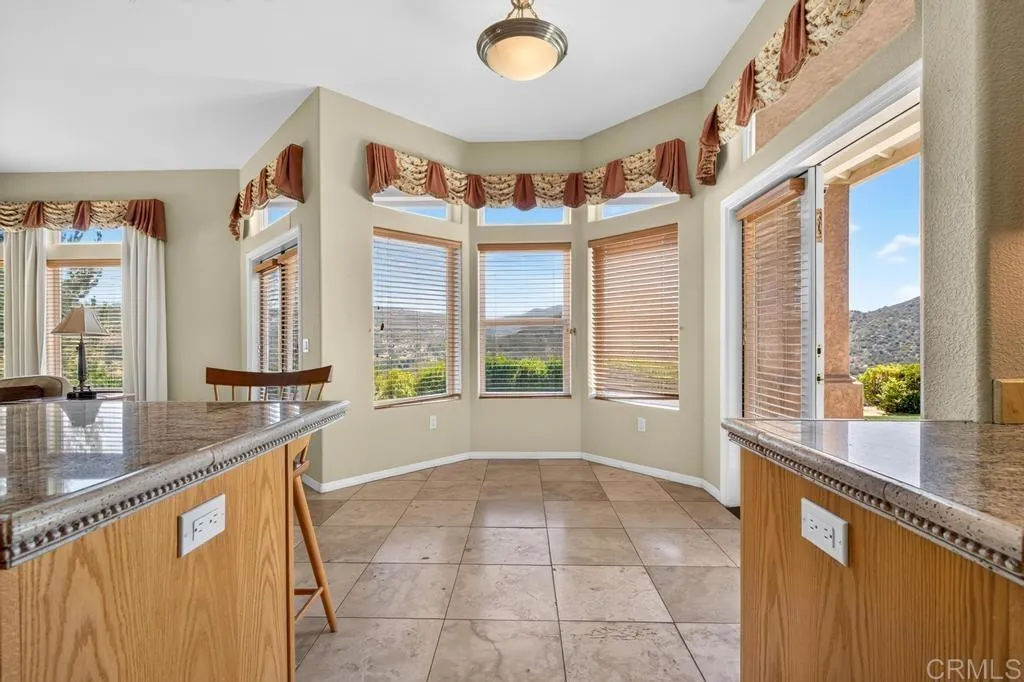https://cdn.realtyfeed.com/cdn/127/306768615/e492f578c7f85dea134781196664c289.webp
