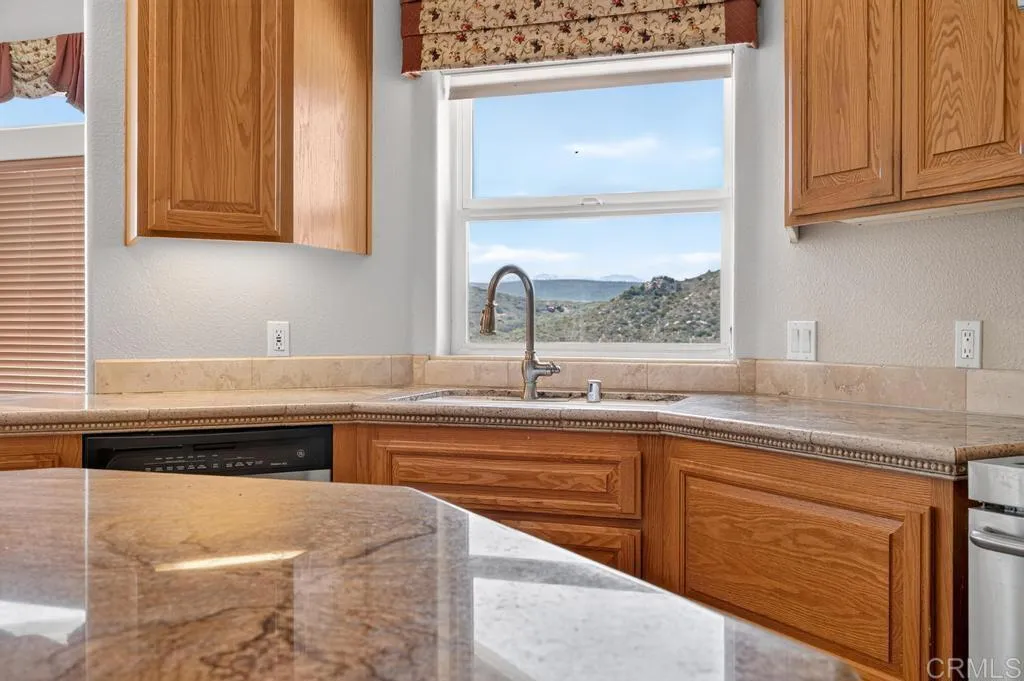 https://cdn.realtyfeed.com/cdn/127/306768615/e93bab509482a6eea2077cf20da5daea.webp