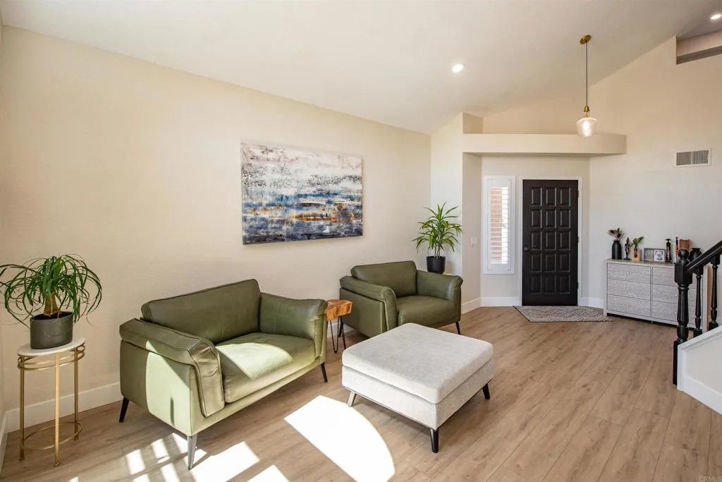 https://cdn.realtyfeed.com/cdn/127/306768617/247c2cad0ff687bcfdbb02724e095e4c.webp