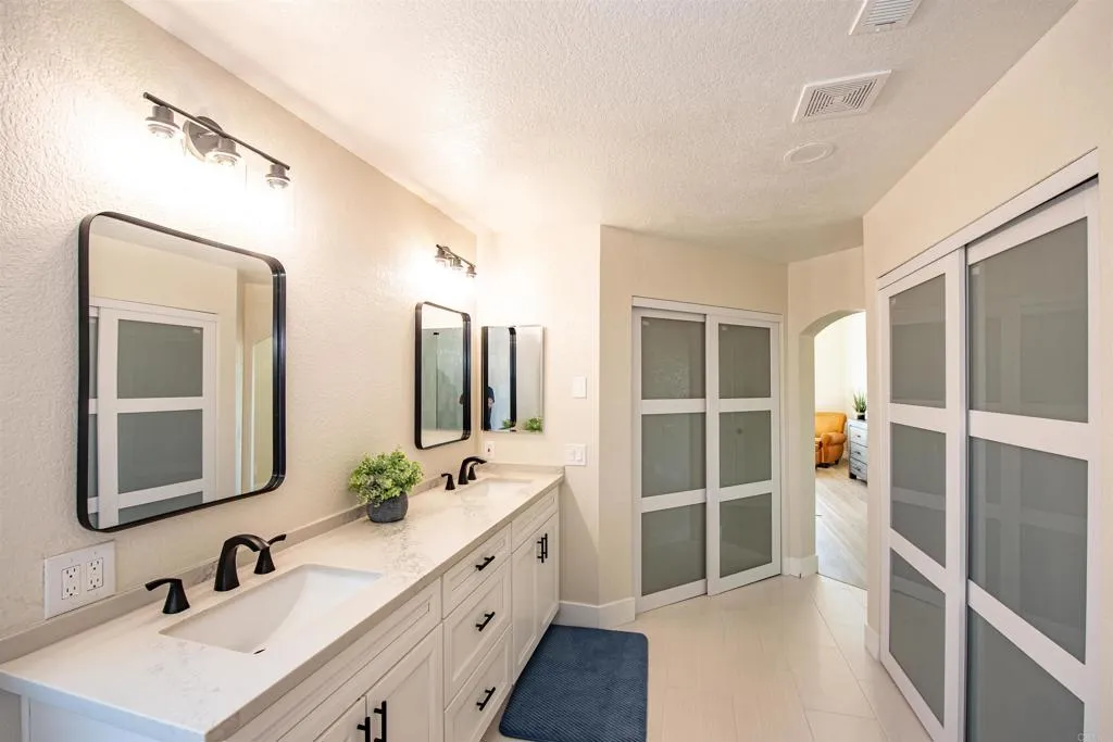 https://cdn.realtyfeed.com/cdn/127/306768617/3ad7e211d24ed7d4082eb889ad49bfaf.webp