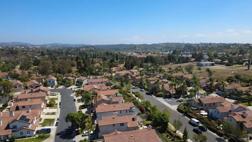 https://cdn.realtyfeed.com/cdn/127/306768617/a5b4eff0d1459547092f8dfe7b83f96c.webp