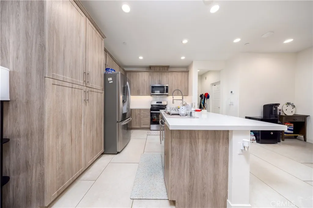 4036 E Peony Paseo, Ontario, CA 91761 - Photo 4 of 22, Ontario, CA