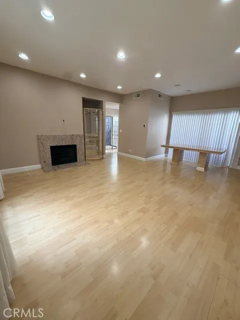 14239 Sherman Way Unit 10, Van Nuys, CA 91405 - Photo 2 of 10, Van Nuys, CA