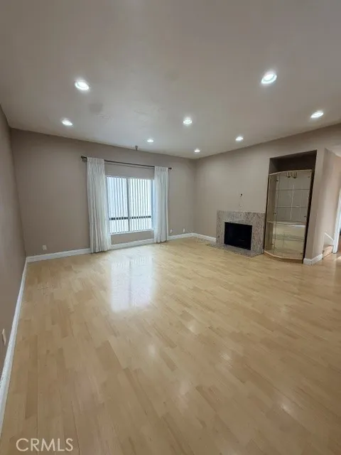 14239 Sherman Way Unit 10, Van Nuys, CA 91405 - Photo 3 of 10, Van Nuys, CA