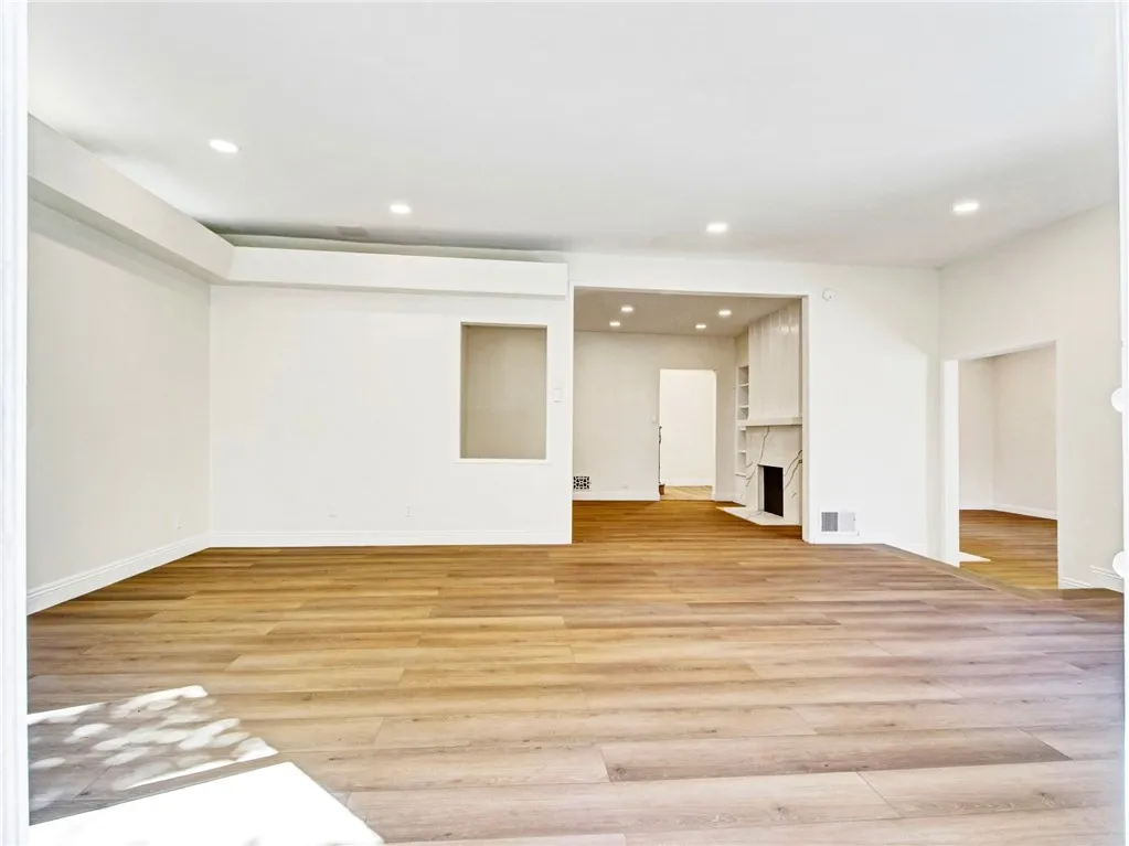 10563 Lindbrook Drive, Los Angeles, CA 90024 - Photo 5 of 47, Los Angeles, CA