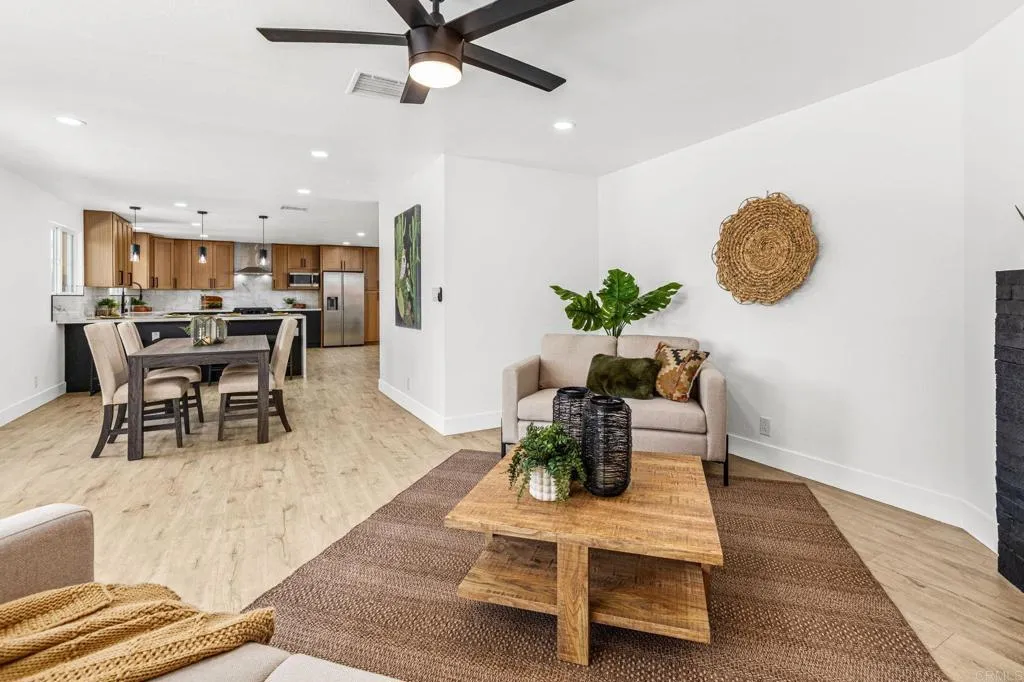 https://cdn.realtyfeed.com/cdn/127/306768666/f907fd06df81006f19e7d1b08d30a502.webp