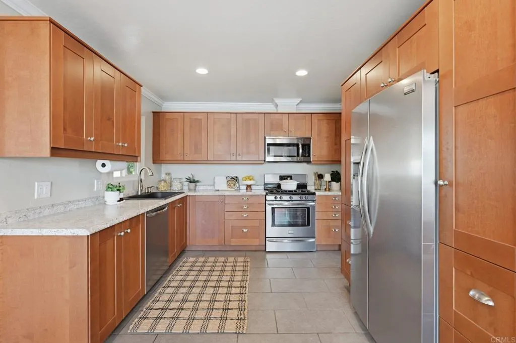 755 Peggy Drive, San Diego, CA 92114 - Photo 5 of 33, San Diego, CA