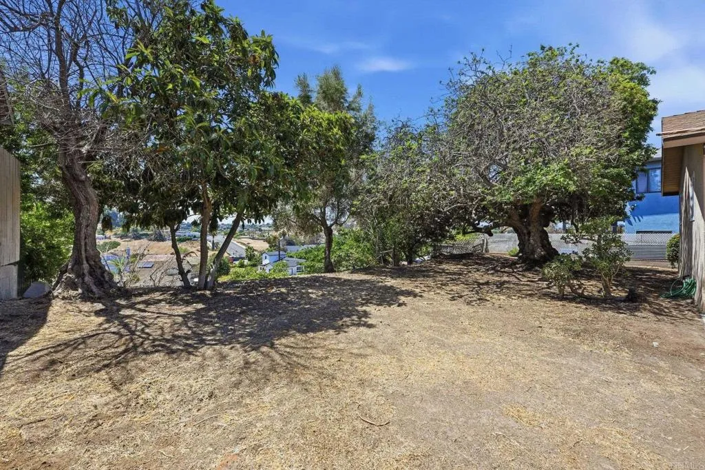 https://cdn.realtyfeed.com/cdn/127/306768684/840e6d823cbec7e7eb1c55363d3bf54a.webp