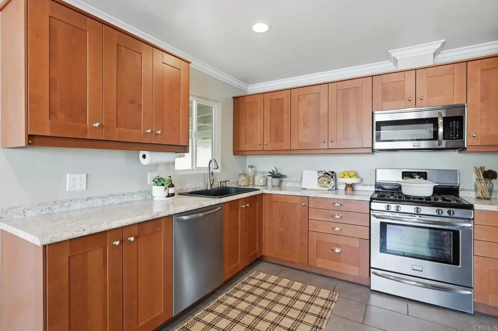 755 Peggy Drive, San Diego, CA 92114 - Photo 4 of 33, San Diego, CA