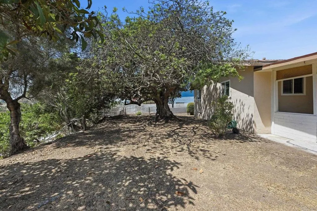 https://cdn.realtyfeed.com/cdn/127/306768684/b82d1abf9d19fc6c7038fc67ed9d9696.webp