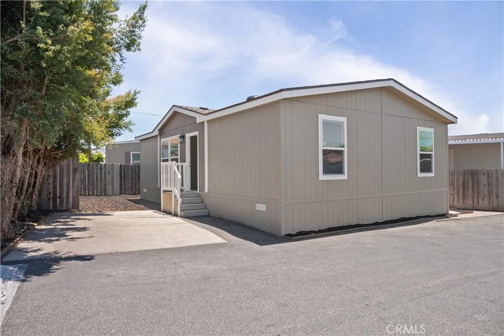 1255 Orcutt Unit B19, San Luis Obispo, CA 93401 - Main photo, San Luis Obispo, CA