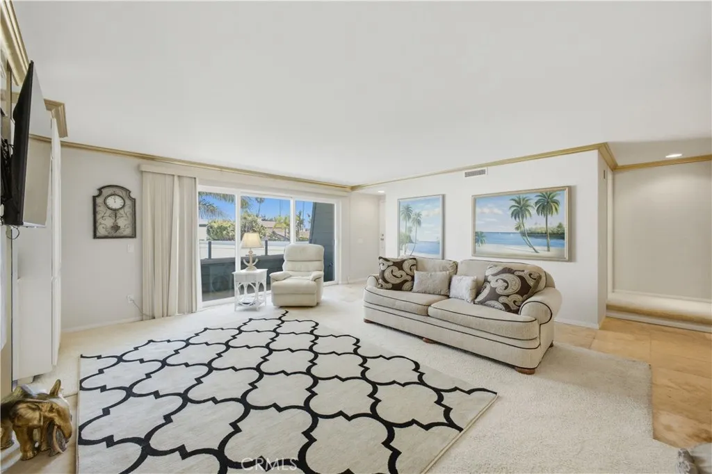 https://cdn.realtyfeed.com/cdn/127/306768731/1d7766edf7af3ebe76a5a5f231318e69.webp