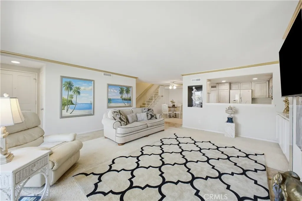 https://cdn.realtyfeed.com/cdn/127/306768731/39344d726260640db7c909e95dfd678d.webp