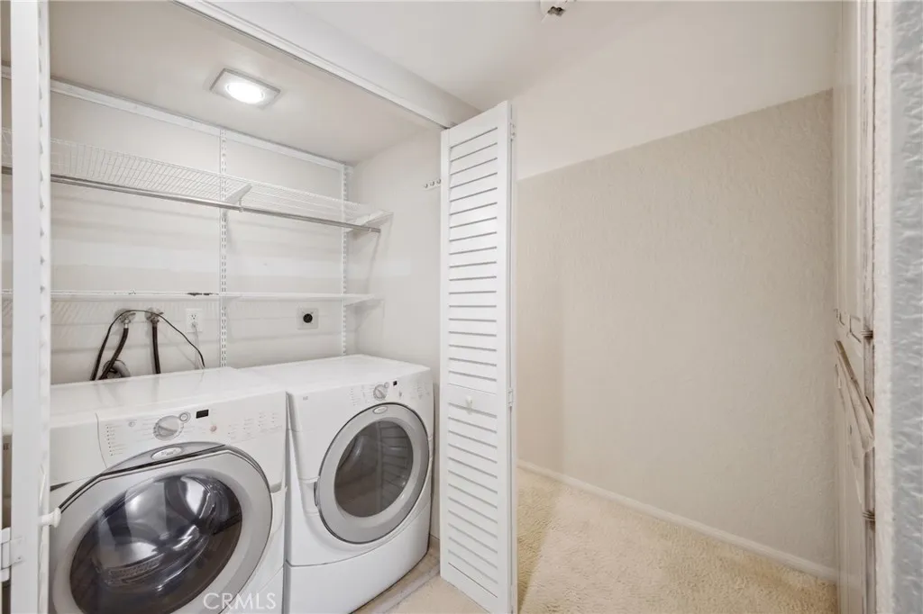 https://cdn.realtyfeed.com/cdn/127/306768731/3ba195f04ec1a7d5b0d52b181e194139.webp