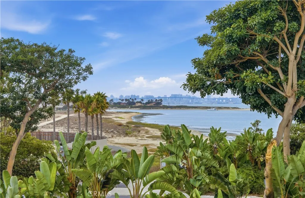 https://cdn.realtyfeed.com/cdn/127/306768731/74d98cc87b37ecdaedebeb4241e524df.webp