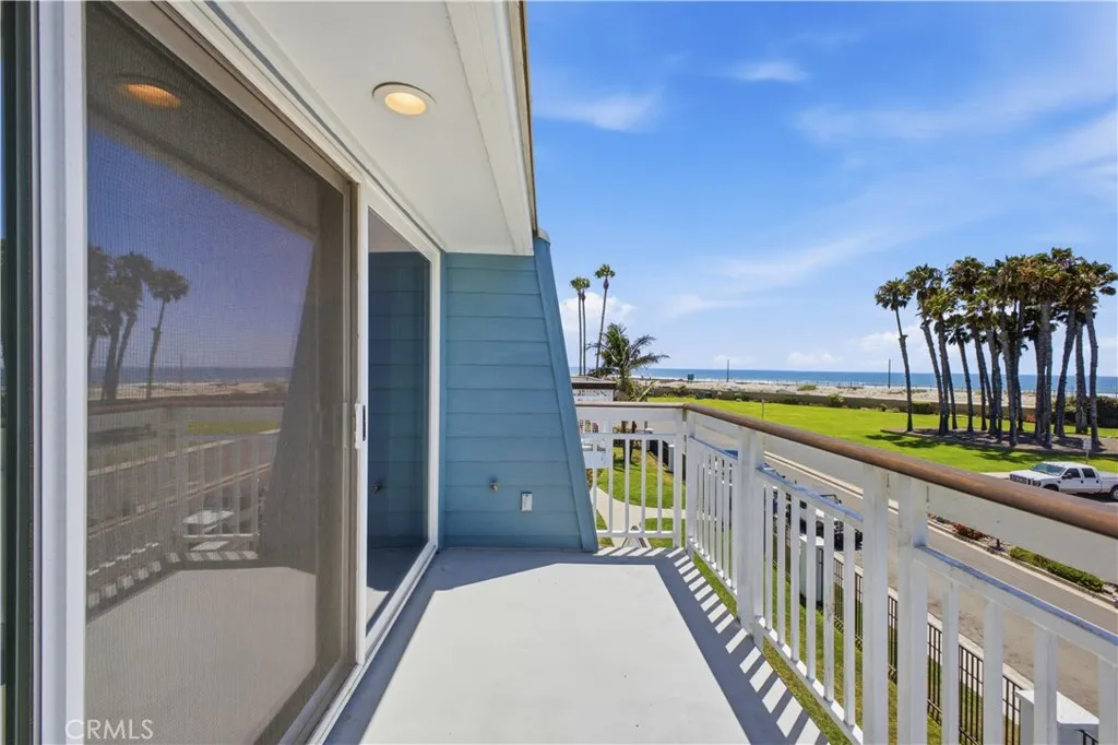 https://cdn.realtyfeed.com/cdn/127/306768731/77efc78e49215293d298caf2e6903938.webp