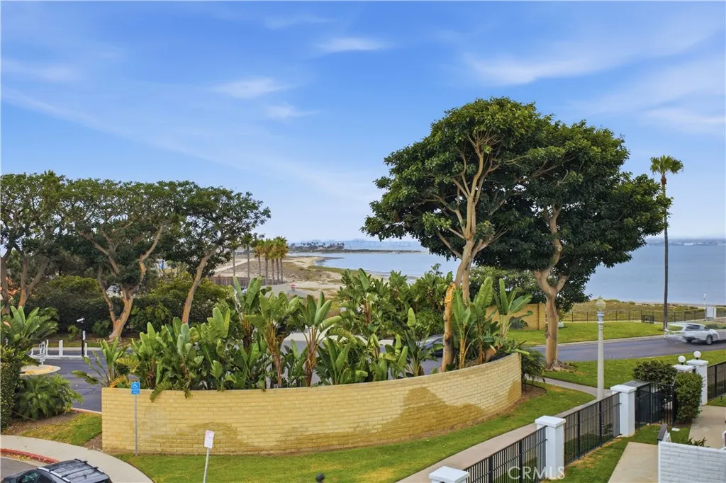 https://cdn.realtyfeed.com/cdn/127/306768731/977b07db49b61b4d1b7f37e1e61b9869.webp