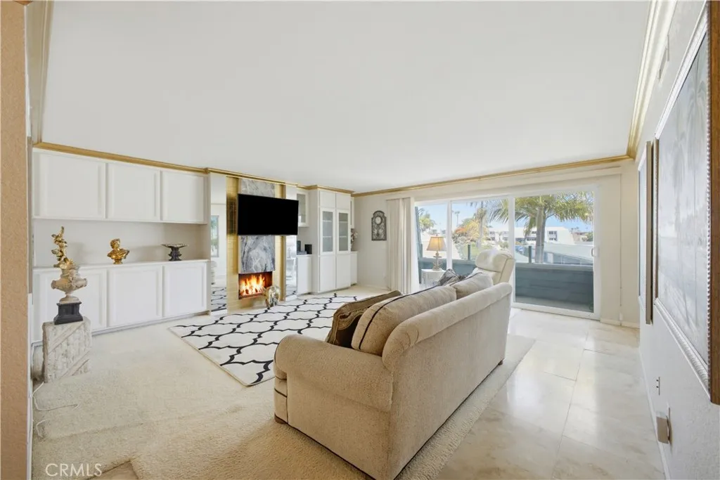 https://cdn.realtyfeed.com/cdn/127/306768731/d38131d4d17b2456309ad856733954a7.webp