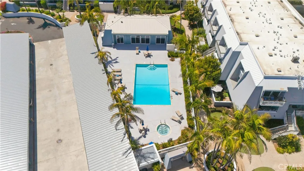 https://cdn.realtyfeed.com/cdn/127/306768731/ddaff2fdc346995dad5f33fb682cbaf1.webp