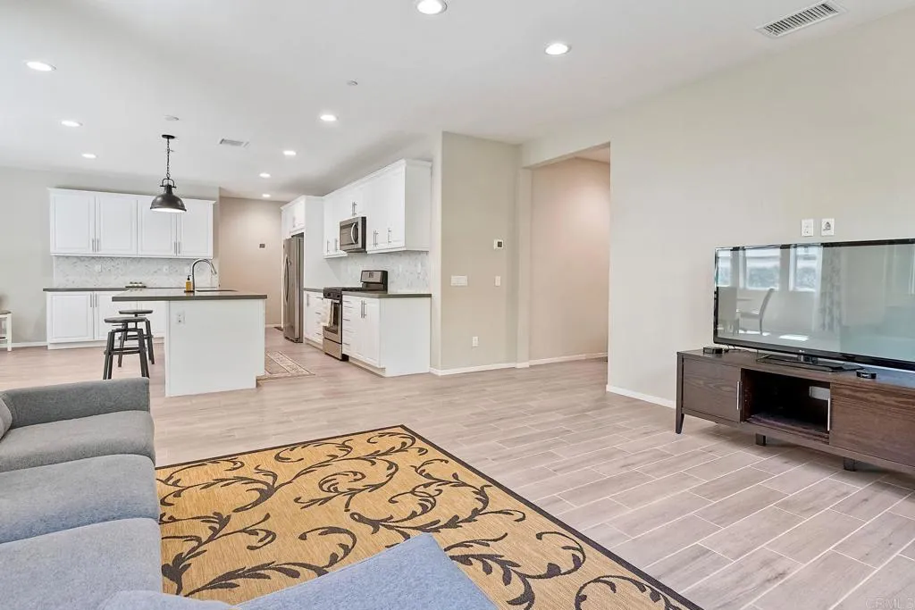 678 Gemstone Dr, San Marcos, CA 92078 - Photo 5 of 41, San Marcos, CA