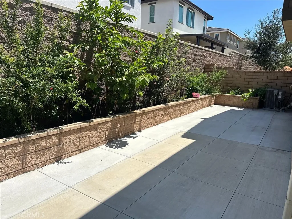 16502 Casa Grande Avenue Unit 207, Fontana, CA 92336 - Photo 5 of 33, Fontana, CA