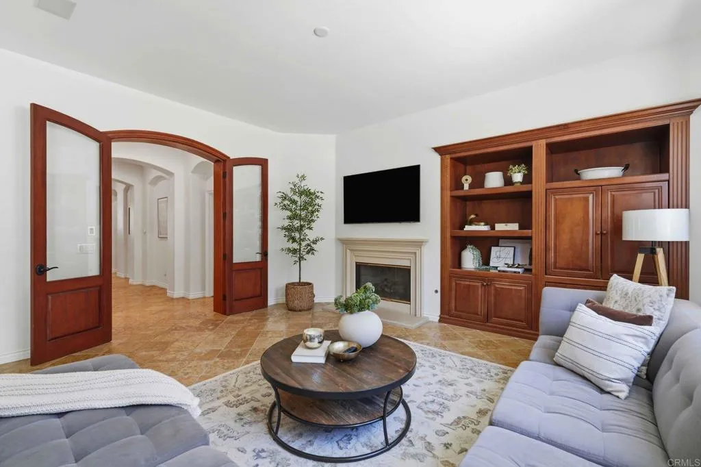 https://cdn.realtyfeed.com/cdn/127/306768841/0ff76d395efa38b88bd57b55532126b5.webp