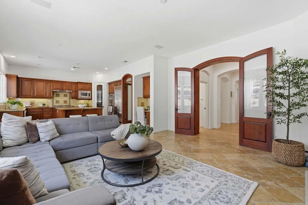 https://cdn.realtyfeed.com/cdn/127/306768841/4406ef5592b35a88d1122e3ff236ed16.webp