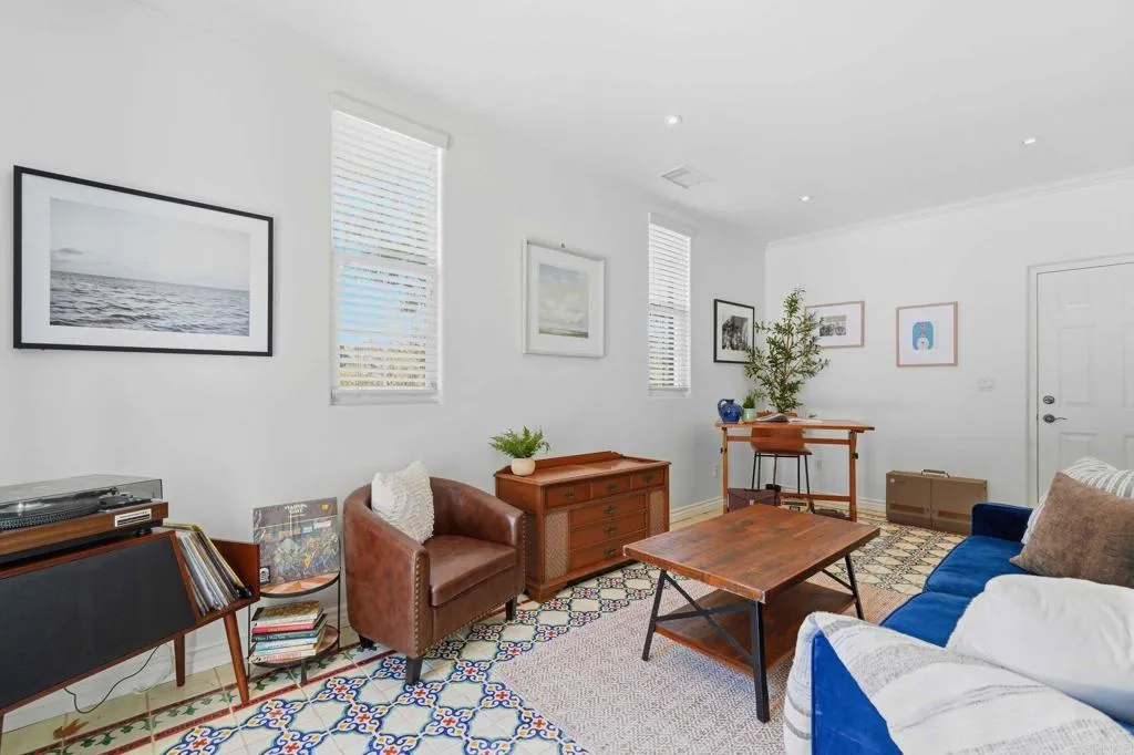 https://cdn.realtyfeed.com/cdn/127/306768841/5cb2417f8577279efe0ed0b5d0d6da39.webp