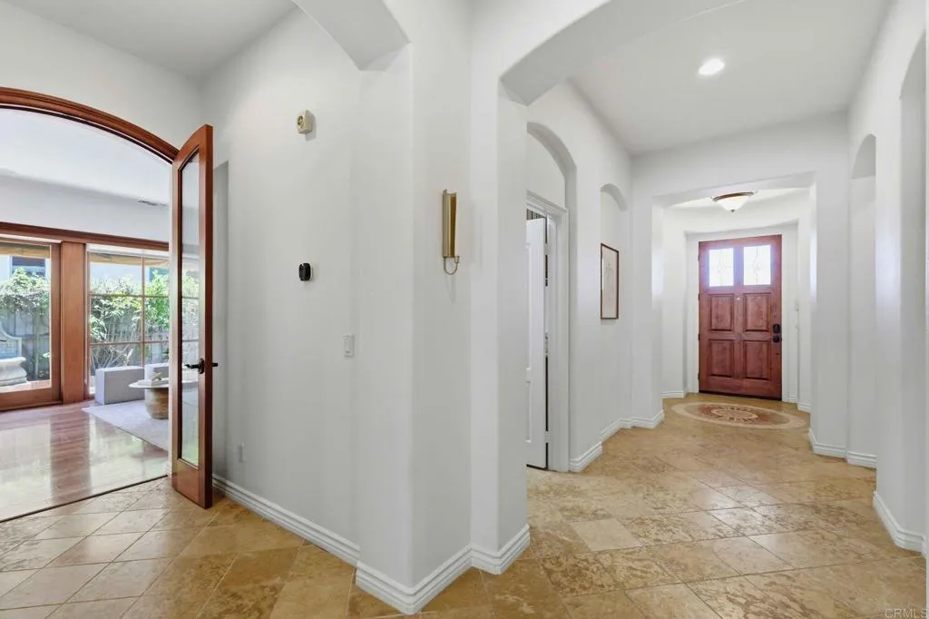 https://cdn.realtyfeed.com/cdn/127/306768841/b67e3d33d1f878b53730b4ae4fca50b0.webp