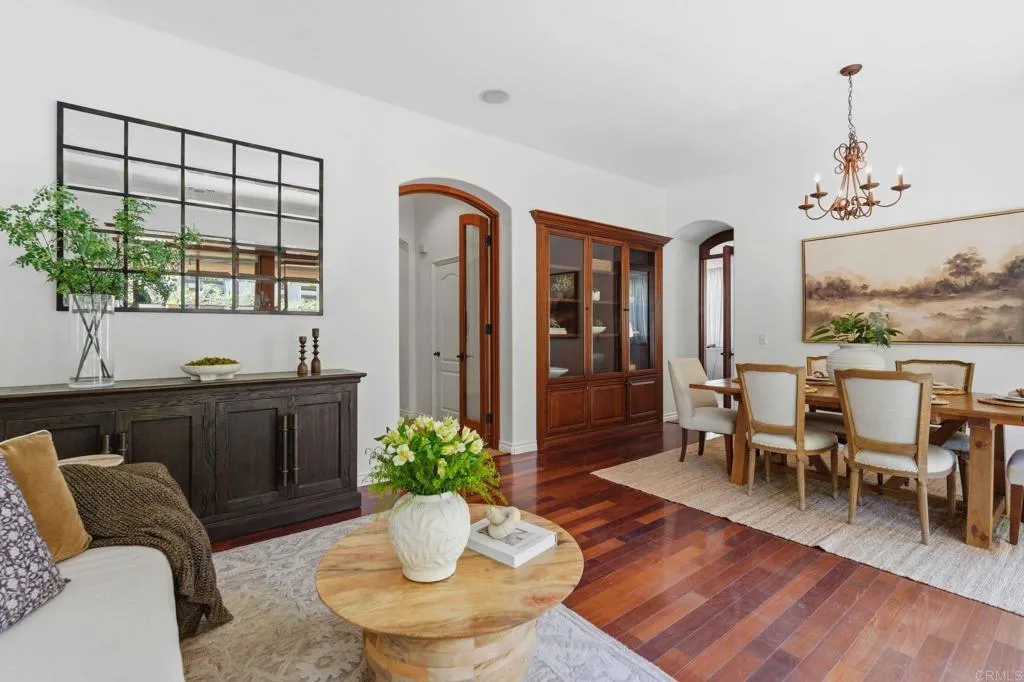 https://cdn.realtyfeed.com/cdn/127/306768841/bdacd91a5ec19a446c4bd208d9eb4328.webp
