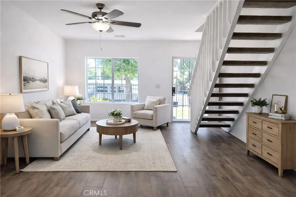 1985 Pomona Avenue Unit M, Costa Mesa, CA 92627 - Photo 3 of 45, Costa Mesa, CA