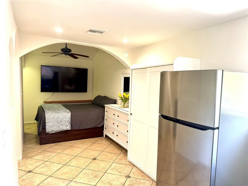3000 Fairbanks Avenue, Simi Valley, CA 93063 - Photo 4 of 10, Simi Valley, CA