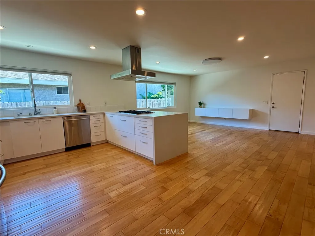 16313 S Saint Andrews Place Unit 1, Gardena, CA 90247 - Photo 5 of 22, Gardena, CA