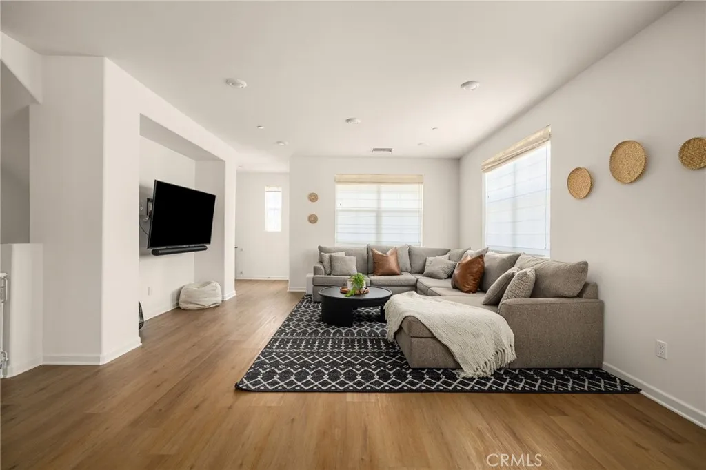 Placentia, CA 92870