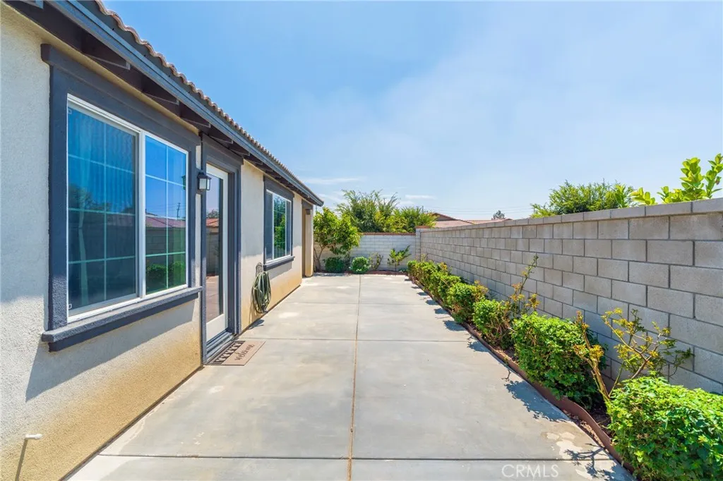 4194 E Perdido Privado, Ontario, CA 91761 - Photo 5 of 42, Ontario, CA