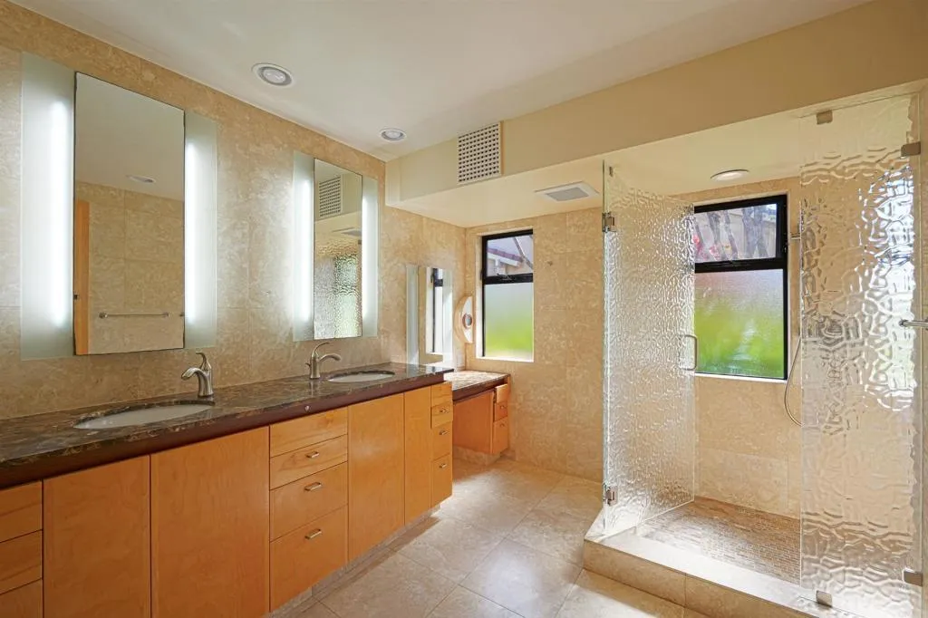 Photo #24: PTP2605345 Listing: Photo #24