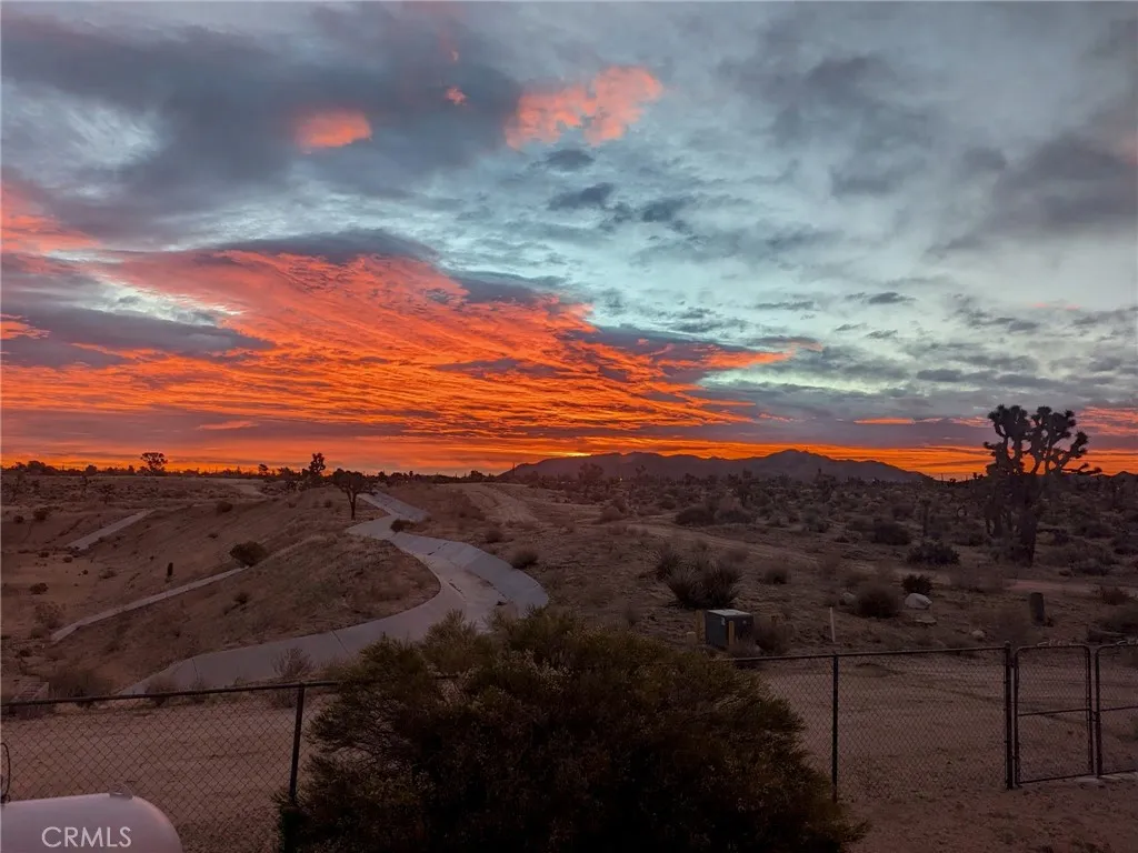 7054 Dryden, Yucca Valley, CA 92284 - Photo 3 of 22, Yucca Valley, CA